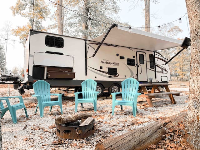 Happy Camper Luxury RV Rentals - Rv Rental, Camping, Trailer Rental